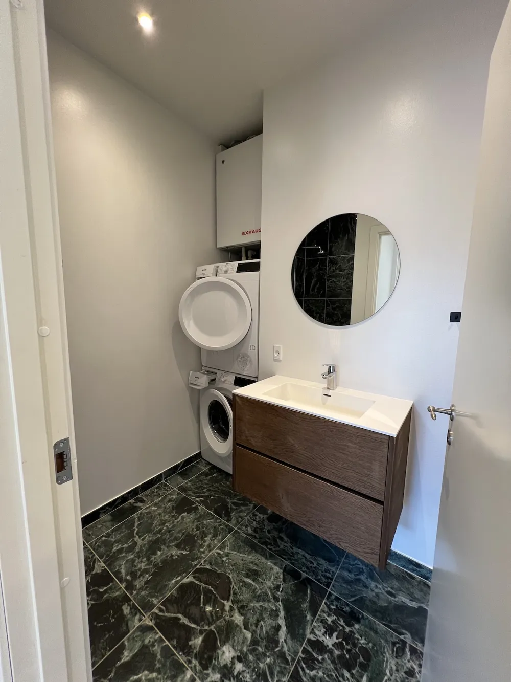 Apartment image