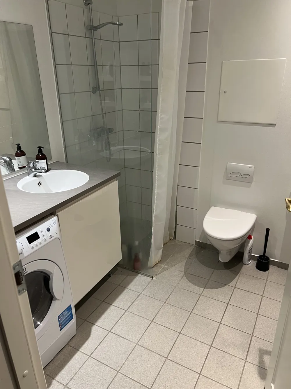 Apartment image